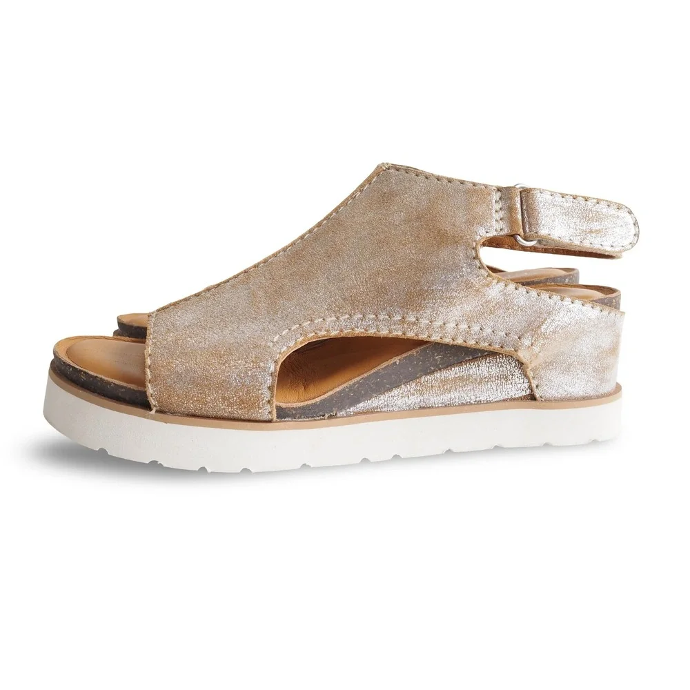 Diba True Get Along Wedge Sandals Metallic Distressed Womens 6.5 Platform Silver